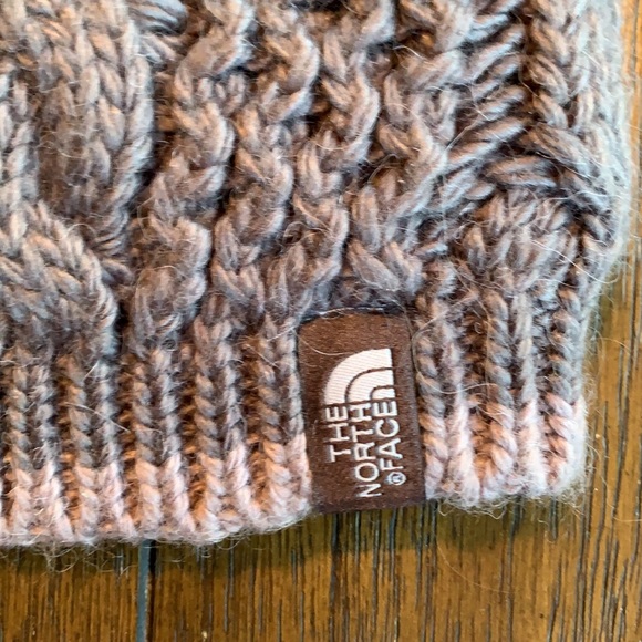 The North Face Knit Beanie - Picture 3 of 8